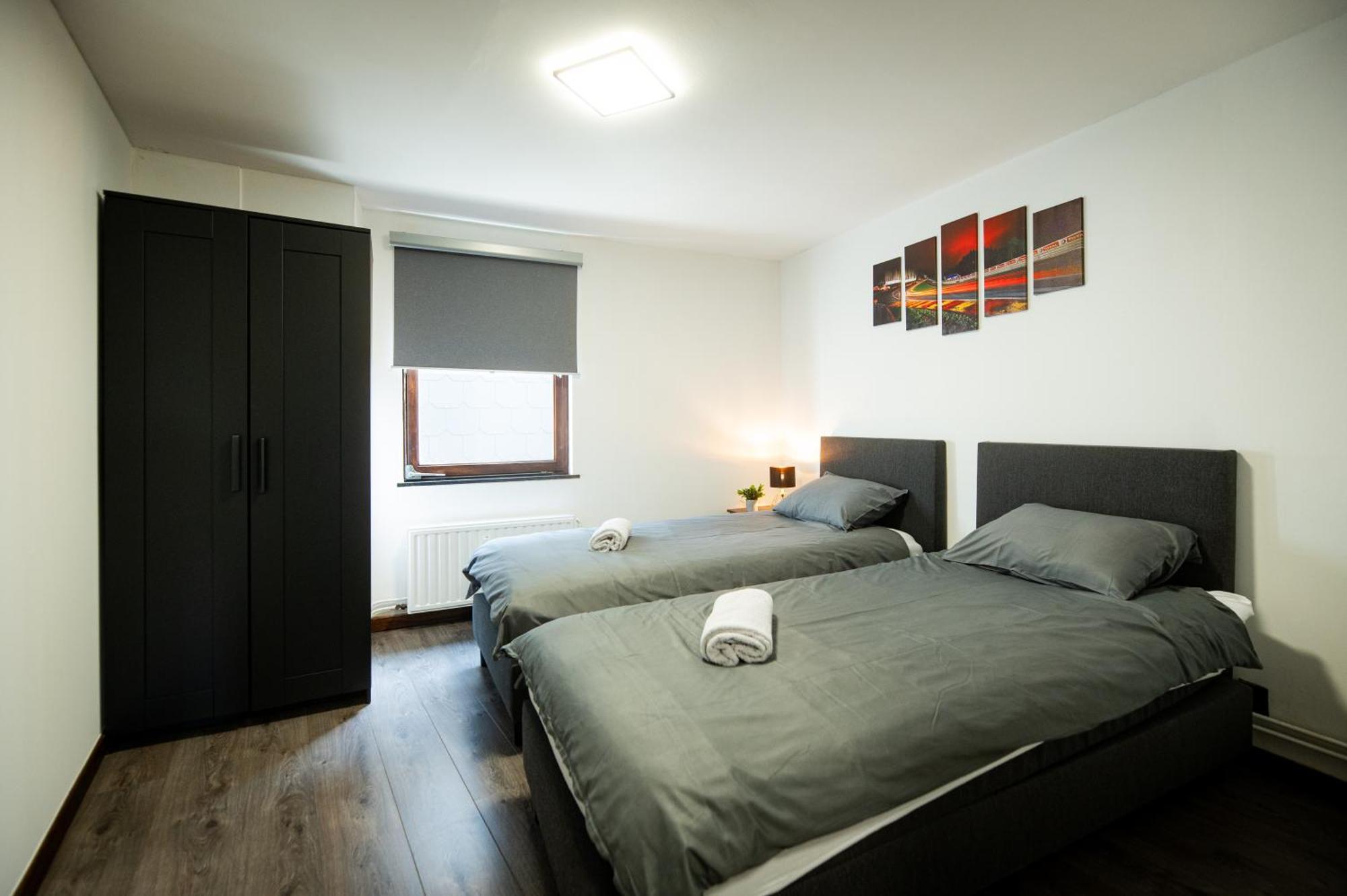 L'Endroit By La Reine City Center Spa Buitenkant foto