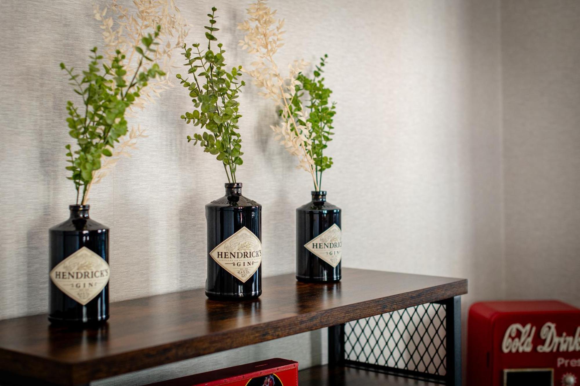 L'Endroit By La Reine City Center Spa Buitenkant foto